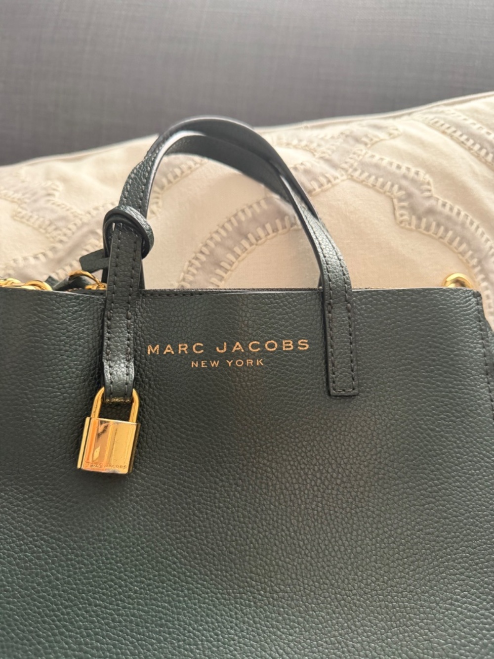 Marc Jacob’s emerald mini grind tote bag - great condition - Picture 2 of 10